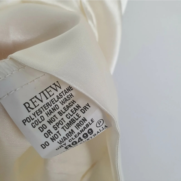 Review White Cream Size 10 Satin Feel Soft Shoulder Women's Top Shirt Blouse - Picture 7 of 12